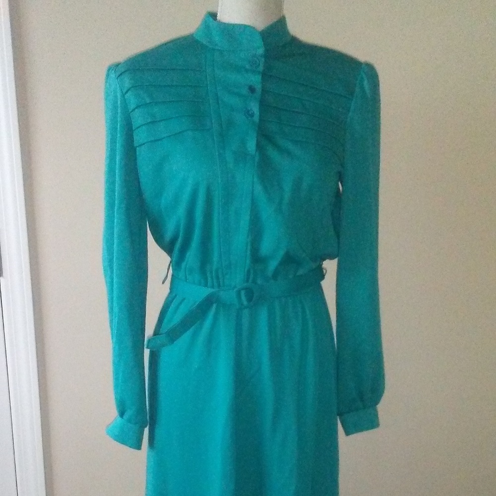 Vintage Checkaberry turquoise belted sz 12 dress